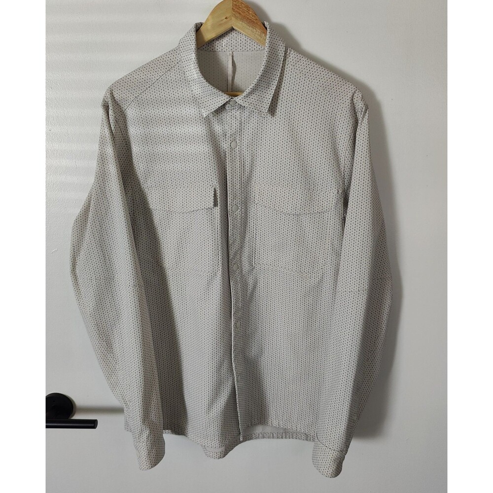 Lululemon Soft Knit Size Large Overshirt Snap Button Up Shirt White AOP